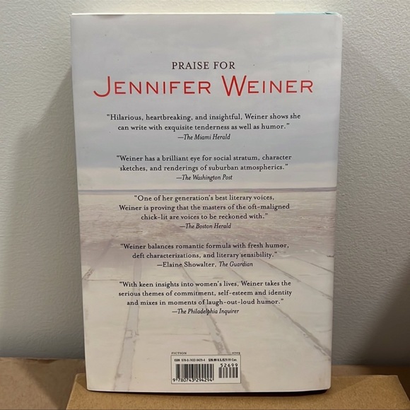 ⭐️3 for $15⭐️ Hardcover | Book | Best Friends Forever - Picture 2 of 3